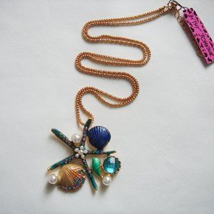 Starfish  Seashell Pendant Betsey Johnson Necklace